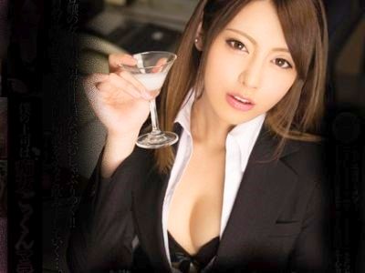 ［桜井あゆ］元ピンサロ嬢だけど会社の上司である女性。そんあ上司の仕草がエロくて・・・